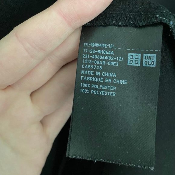 Uniqlo Black V-neck Blouse - Picture 2 of 2
